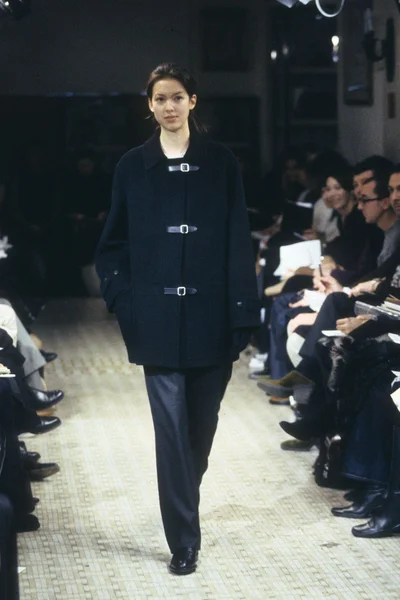 Look 4